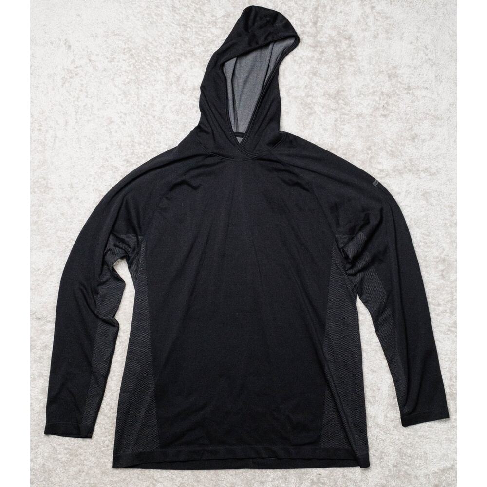 Fabletics Men's Black Lightweight Hooded Long-Sleeve Pullover